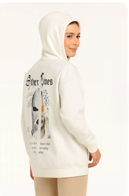 Kadın kapşonlu sweatshirt “Other Lives“ baskılı