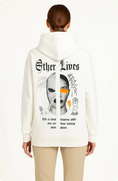 Kadın kapşonlu sweatshirt “Other Lives“ baskılı
